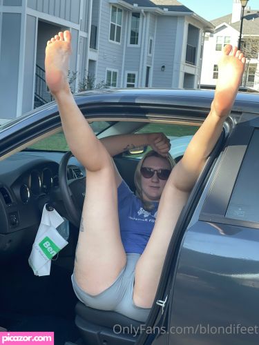Blondifeet - Image