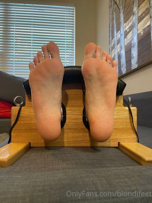 blondifeet-1 photo #168 photo n 168