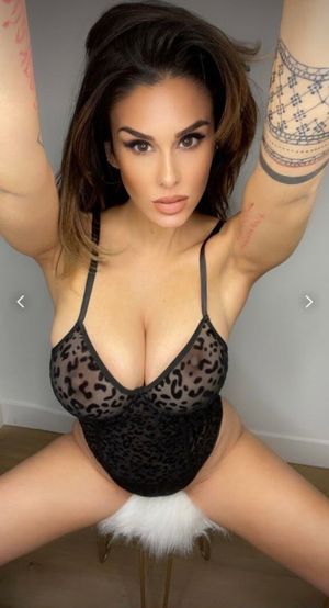 brittany-furlan photo #17 photo n 17
