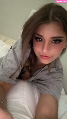 Brooke Monk - Image