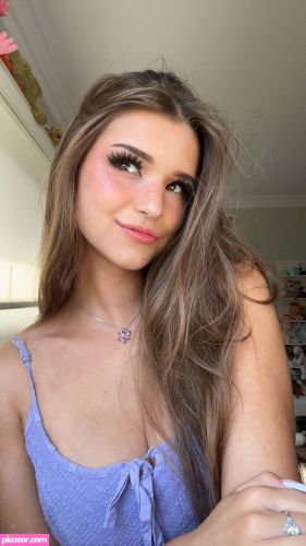 Brooke Monk - Image