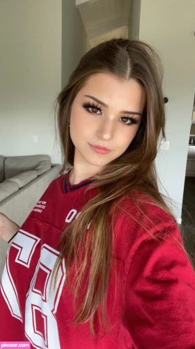 Brooke Monk - Image