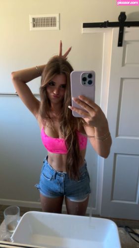 Brooke Monk - Image