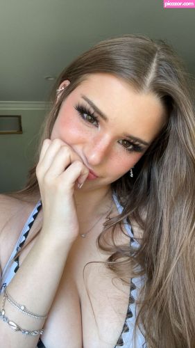 Brooke Monk - Image