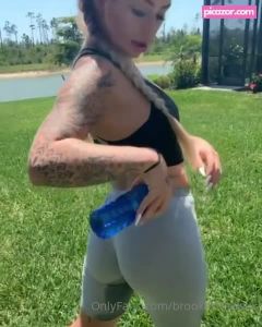 brookegonerouge-1 video #374 photo n 374