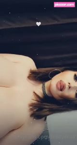 busty-ema-2 video #621 photo n 621