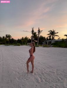 caroline-zalog-1 video #236 photo n 236