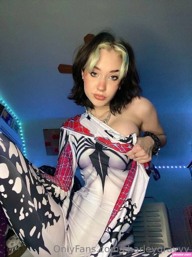 charleygrayyy - Image