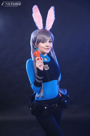 Christina Fink - Thumb
