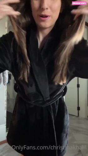Christina Khalil - Image