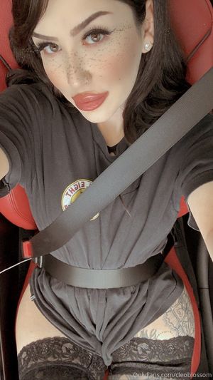 cleoblossom-2 photo #1046 photo n 1046