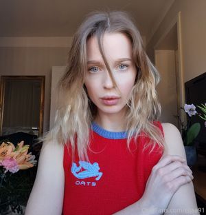 Ellaa91 N179