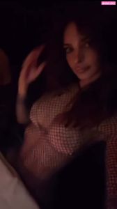 Emily Ratajkowski - Thumb
