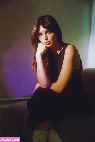 Emily Ratajkowski - Image