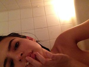 emily-ratajkowski-1 photo #1194 photo n 1194