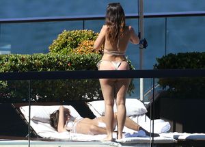 emily-ratajkowski-1 photo #1624 photo n 1624