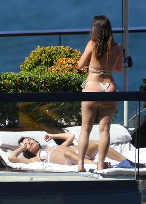 emily-ratajkowski-1 photo #1630 photo n 1630