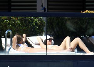 emily-ratajkowski-1 photo #1500 photo n 1500