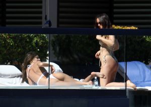 emily-ratajkowski-1 photo #1517 photo n 1517