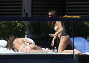 emily-ratajkowski-1 photo #1519 photo n 1519