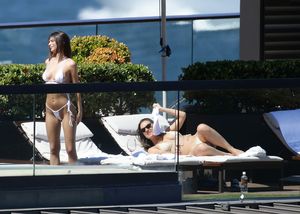 emily-ratajkowski-1 photo #1597 photo n 1597