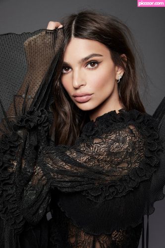 Emily Ratajkowski - Image