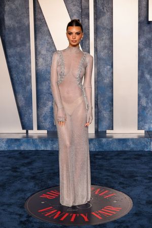 emily-ratajkowski-1 photo #1726 photo n 1726