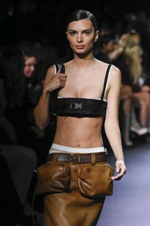 emily-ratajkowski-1 photo #960 photo n 960