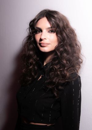 emily-ratajkowski-1 photo #1383 photo n 1383