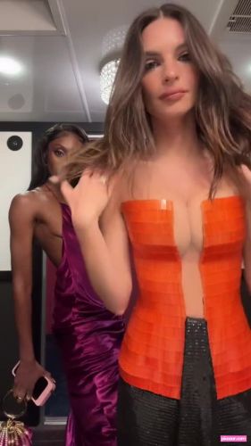 Emily Ratajkowski - Image