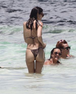 emily-ratajkowski-1 photo #321 photo n 321