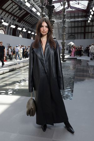 emily-ratajkowski-1 photo #2272 photo n 2272