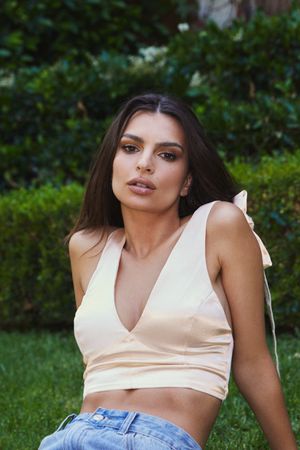 emily-ratajkowski-1 photo #2291 photo n 2291