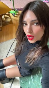 emily-ratajkowski-1 video #957 photo n 957