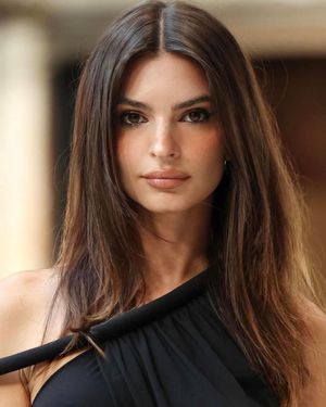 emily-ratajkowski-1 photo #396 photo n 396