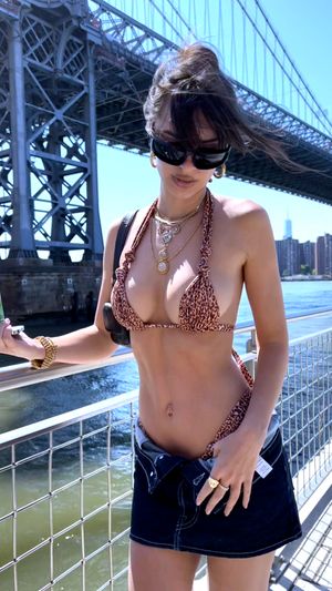 emily-ratajkowski-1 photo #1856 photo n 1856