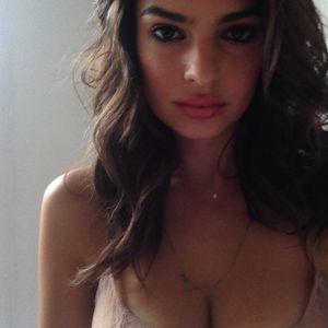 emily-ratajkowski-1 photo #1239 photo n 1239