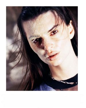 emily-ratajkowski-1 photo #1977 photo n 1977