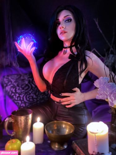 Ezy Summers Cosplay - Image
