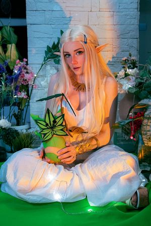 Ezy Summers Cosplay - Thumb