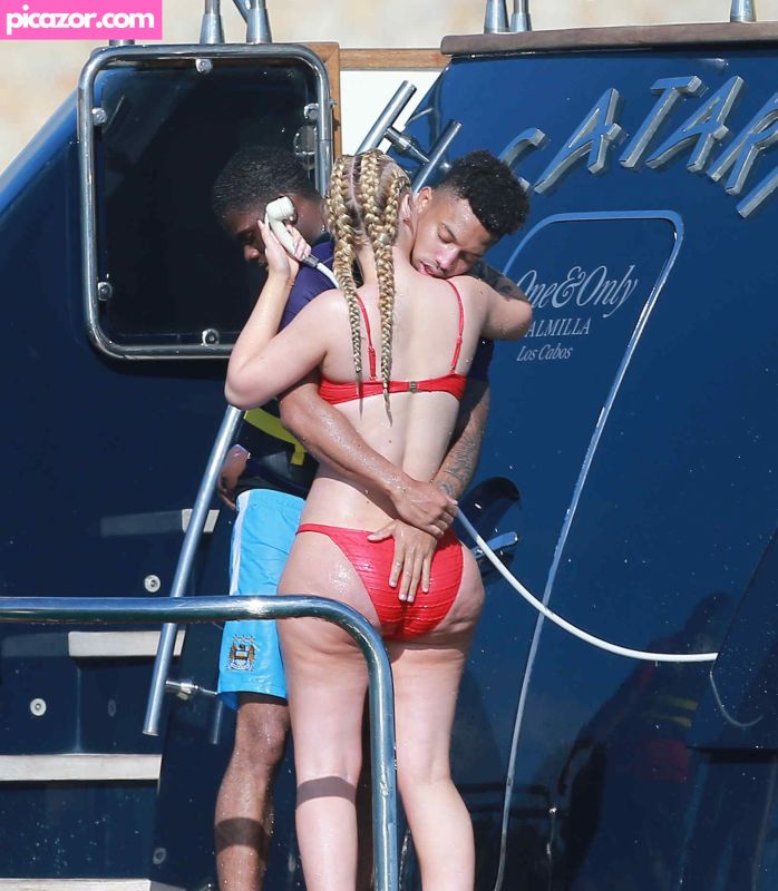 Iggy Azalea N10