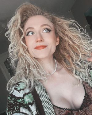 janet-devlin-1 photo #18 photo n 18
