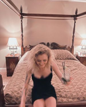 janet-devlin-1 photo #13 photo n 13
