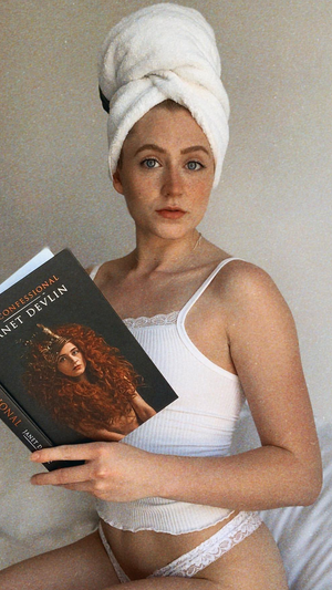 janet-devlin-1 photo #32 photo n 32