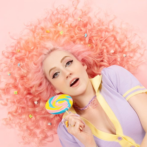 janet-devlin-1 photo #35 photo n 35