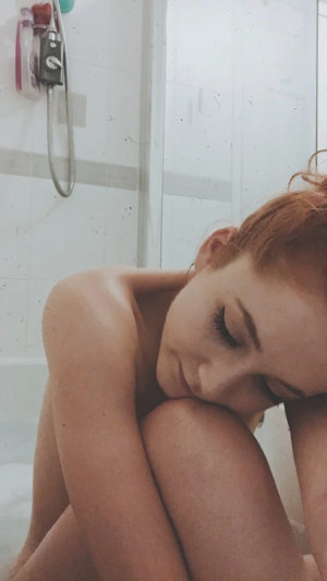 janet-devlin-1 photo #36 photo n 36