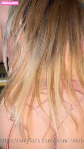  Jenni Neidhart - Thumb