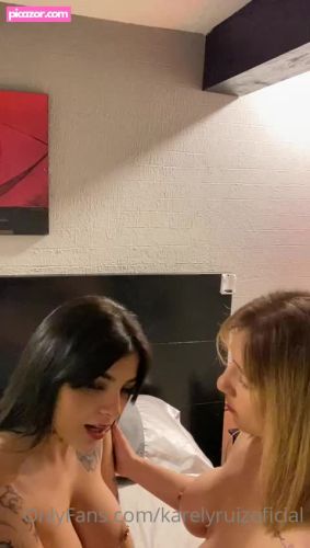 Karely Ruiz - Image