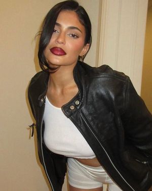 Kylie Jenner N22