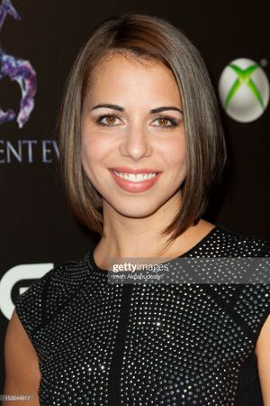 laura-bailey-1 photo #43 photo n 43